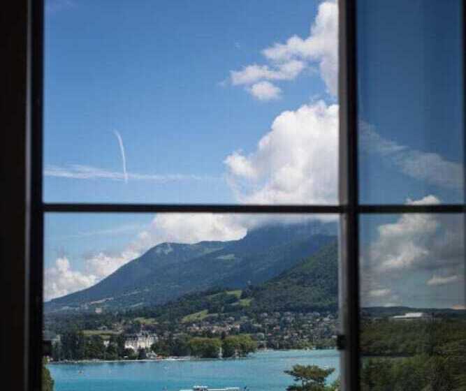 בית מלון כפרי Le Pelican