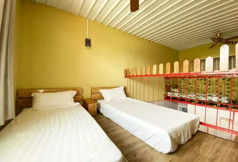 Hotelli Oyo 90312 Rainbow Guesthouse