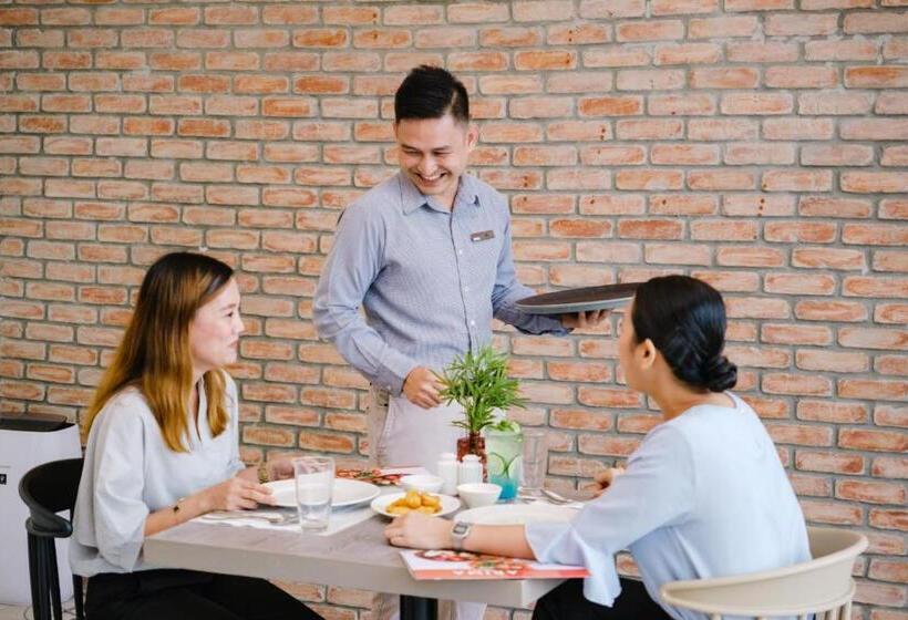 Hotelli Park Inn By Radisson Bacolod