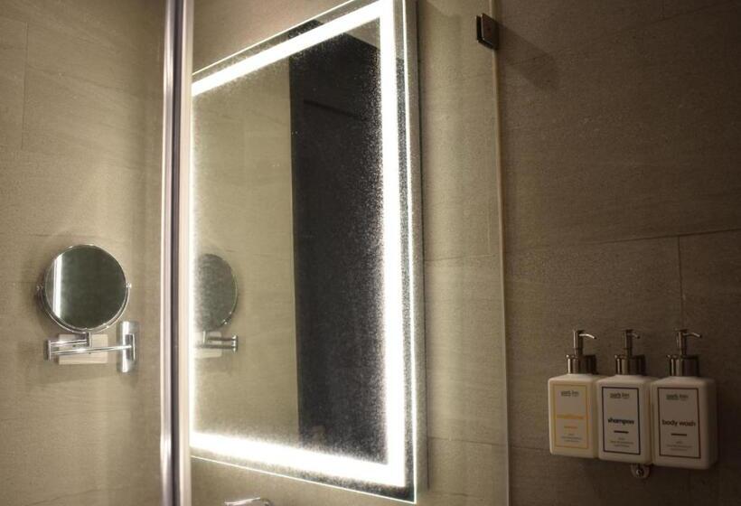 Hotelli Park Inn By Radisson Bacolod