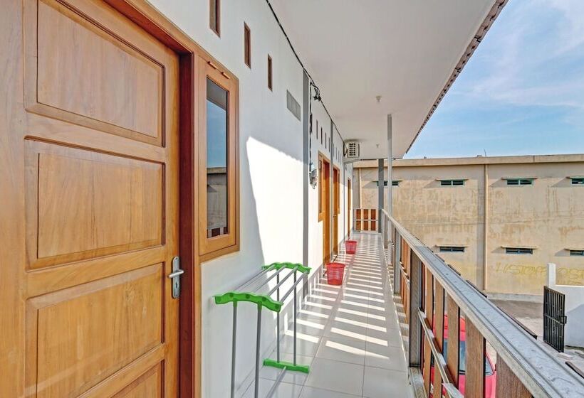 호텔 Spot On 90577 Griya Afifah Syariah