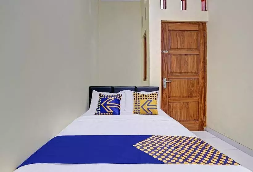 Hotelli Spot On 90577 Griya Afifah Syariah