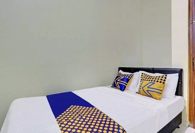 Hotelli Spot On 90577 Griya Afifah Syariah