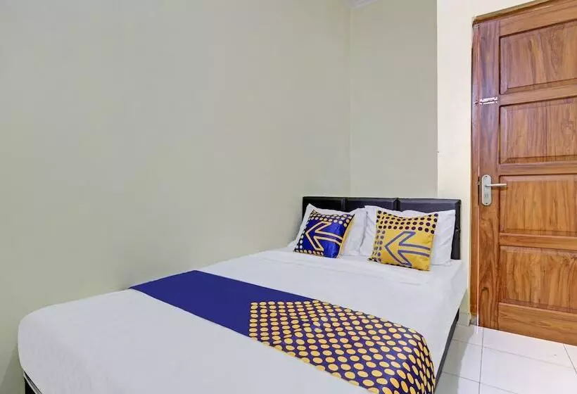 Hotelli Spot On 90577 Griya Afifah Syariah