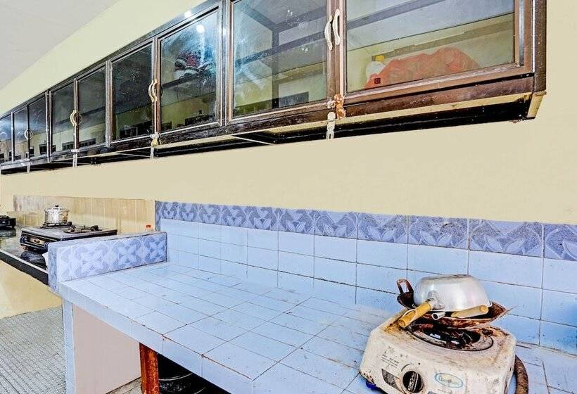 酒店 Spot On 90586 Hagawa Syariah Homestay