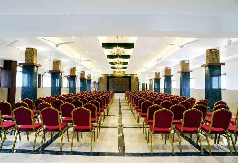 Town Palace Best Business Hotel In Bijapur