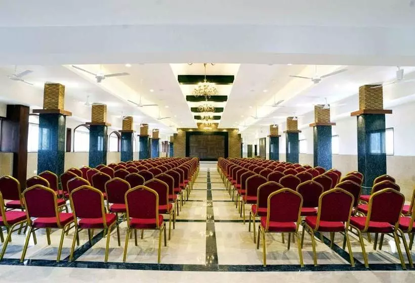 Town Palace Best Business Hotel In Bijapur