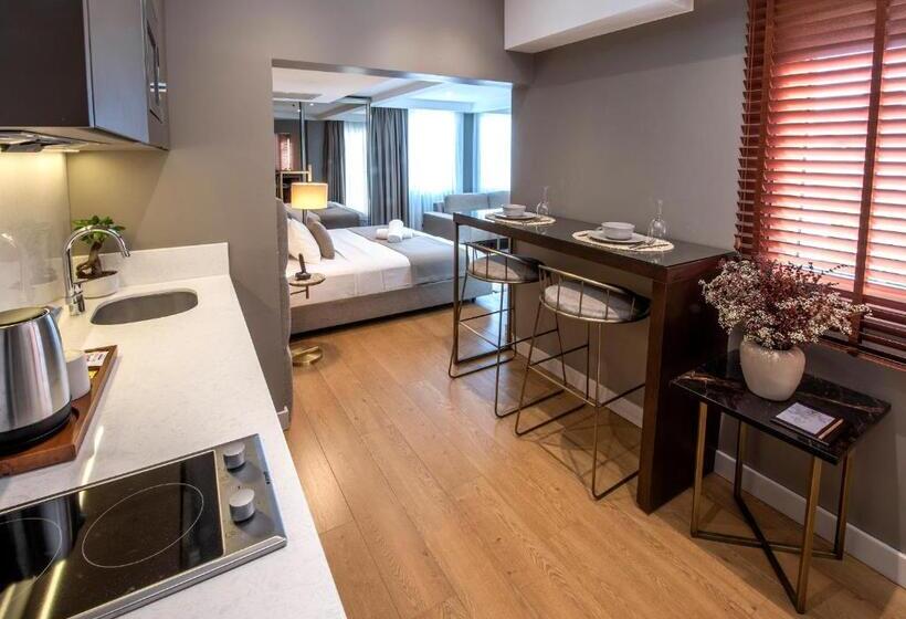 ホテル Valente Suites&