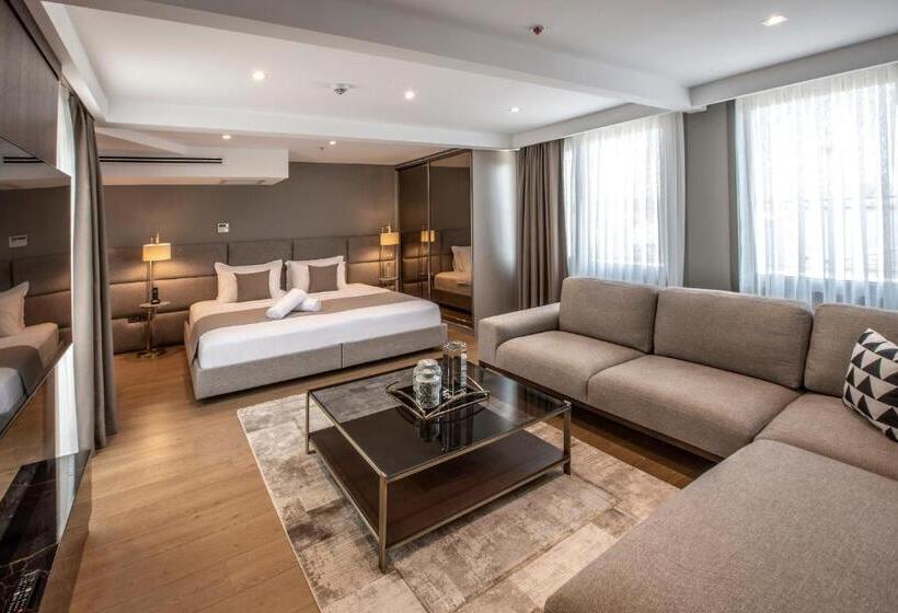 ホテル Valente Suites&