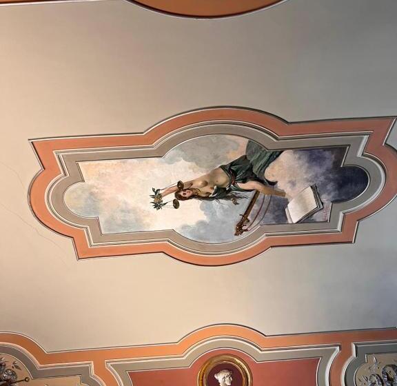 پانسیون Duomo Housing Catania Le Suites