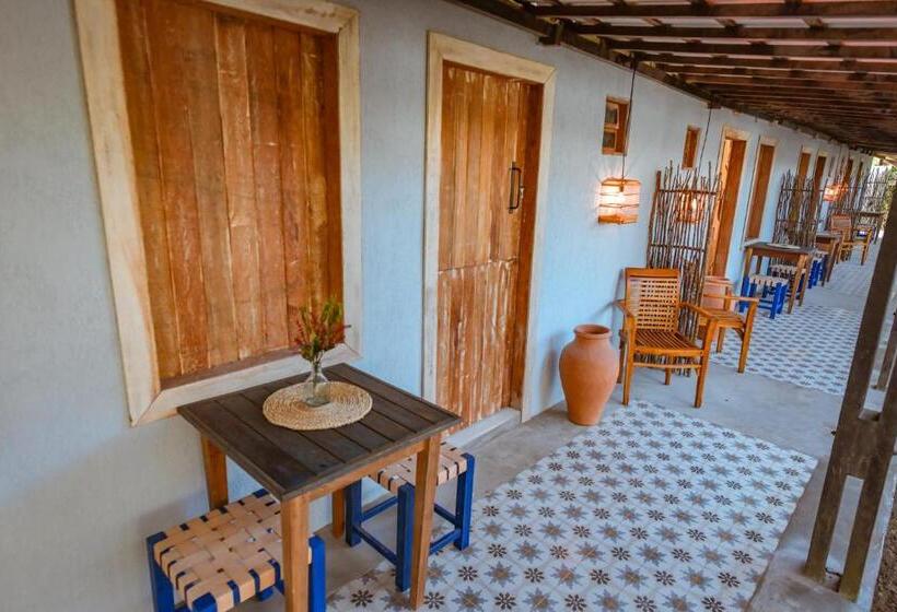 Pensió Ecocharme Pousada Netuno