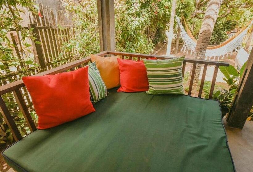 Pensió Ecocharme Pousada Netuno