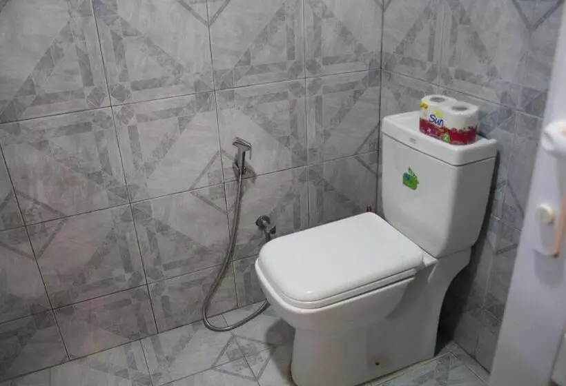 پانسیون White Room