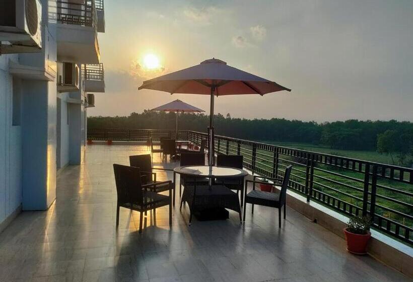 Sambhabana Hotel & Suites