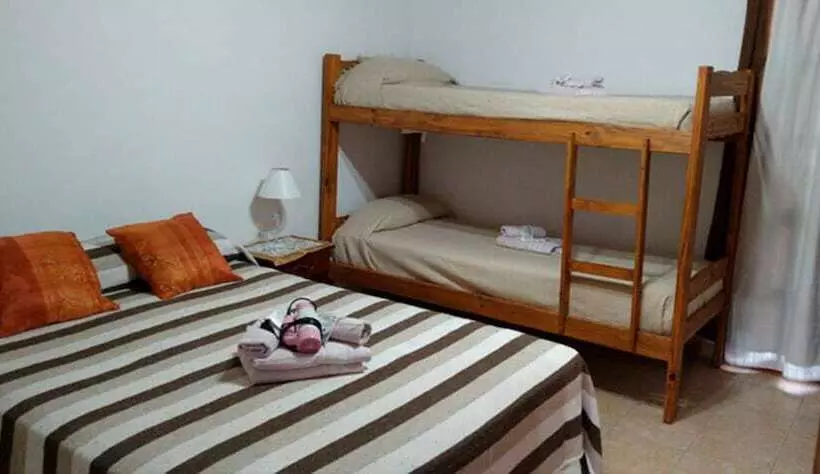 Retkeilymaja Posada Savoia