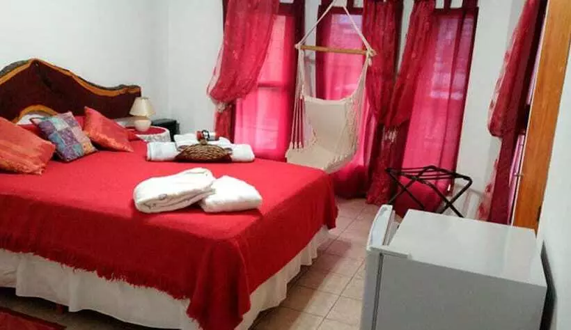 Retkeilymaja Posada Savoia