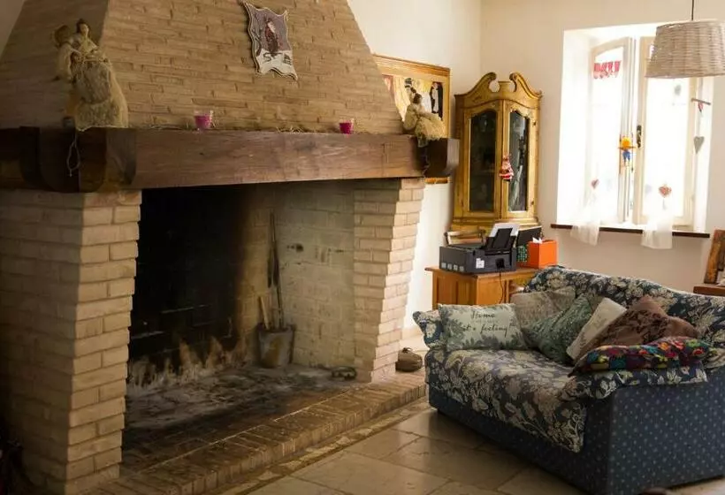 Aamiaismajoitus (B&B) Casa Rana