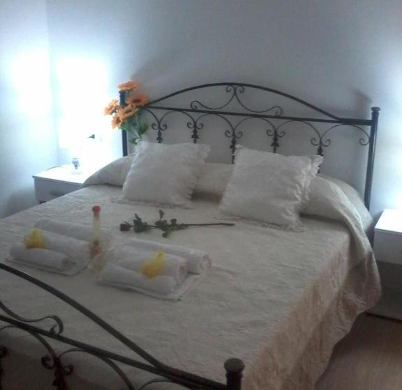 تختخواب و صبحانه La Casa Di Donato