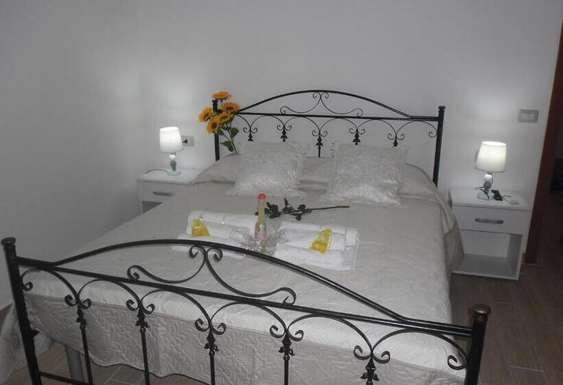 تختخواب و صبحانه La Casa Di Donato