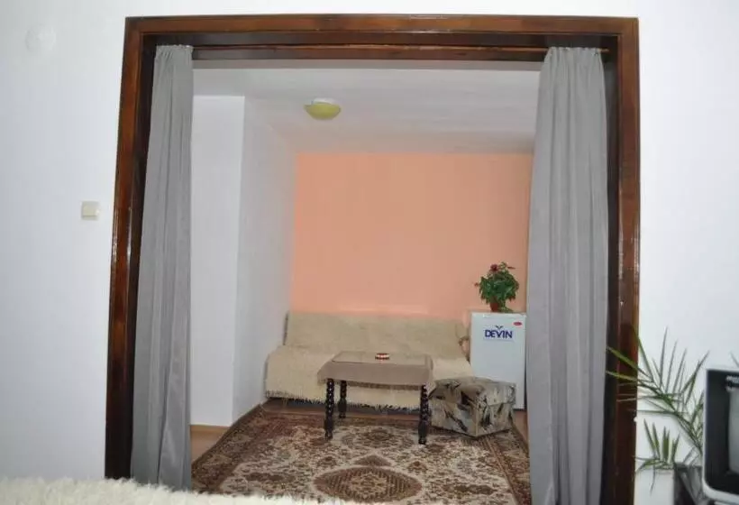 هتل Alpin   91 Bansko