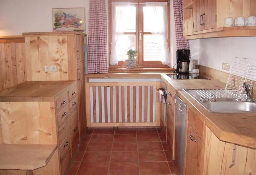 Отель Bergbauernhof Simmerl