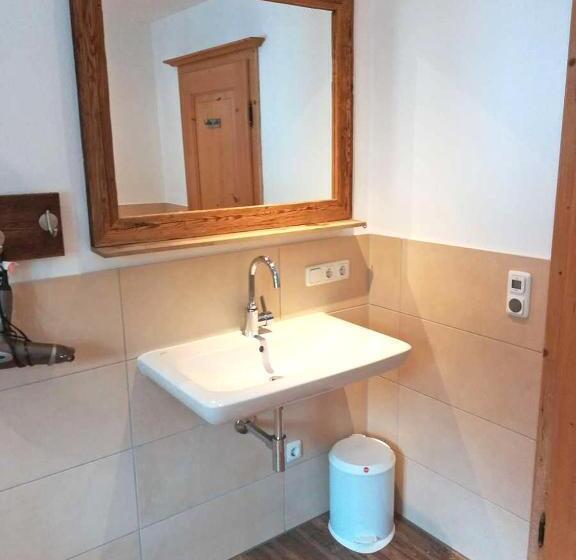 Отель Bergbauernhof Simmerl