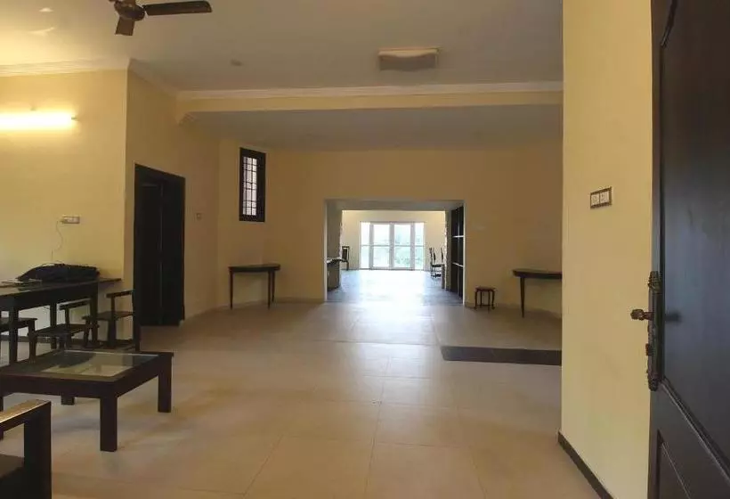 Hotelli Temple Tree Residence