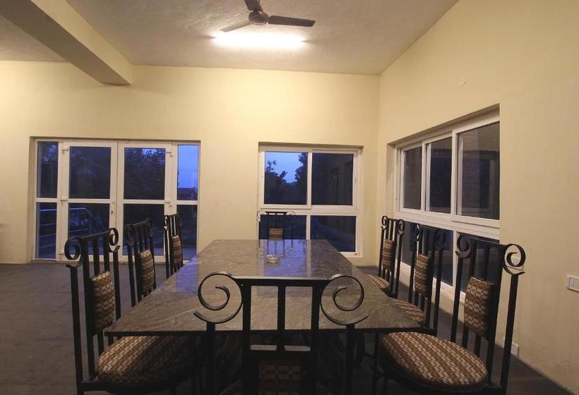 호텔 Temple Tree Residence