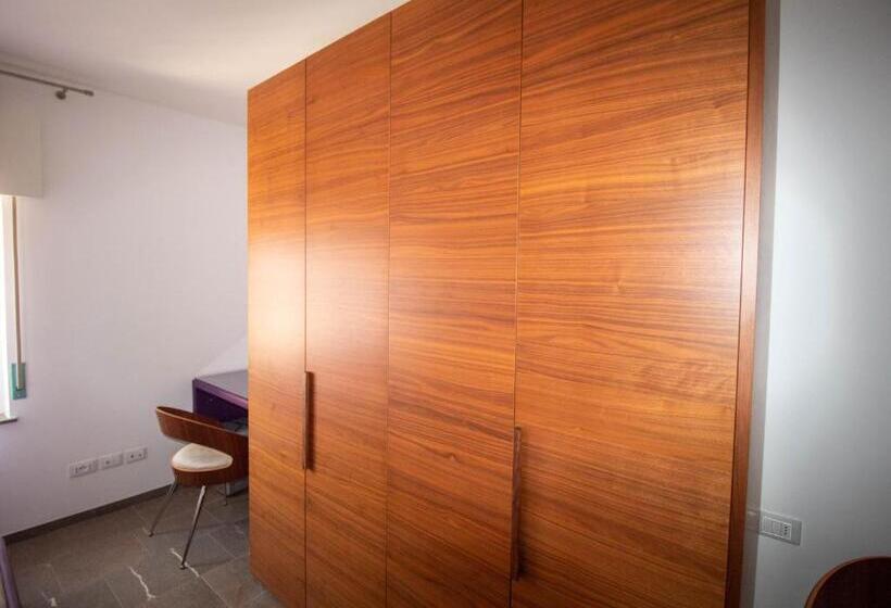 بنسيون Bed Adelaide