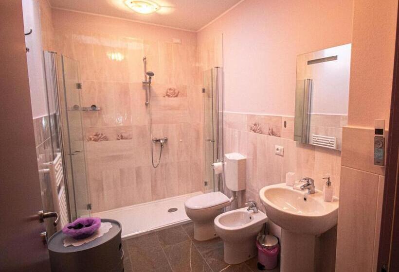 بنسيون Bed Adelaide