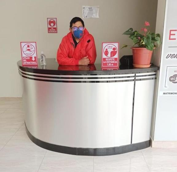 پانسیون Hostal El Paraiso