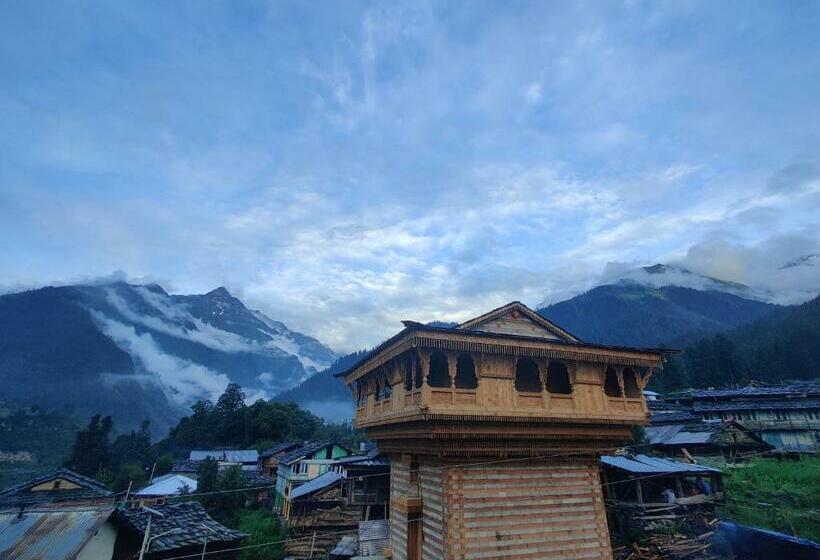 פנסיון Parvati Tales