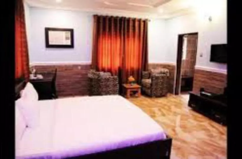 پانسیون Room In Guest Room   Dilida Guest Suites Standard