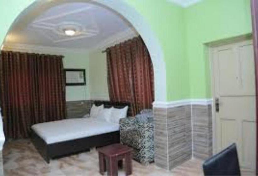 پانسیون Room In Guest Room Dilida Guest Suites Standard