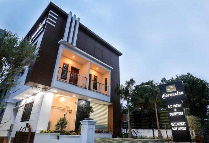 منتجع Thenmala Hormuz Inn