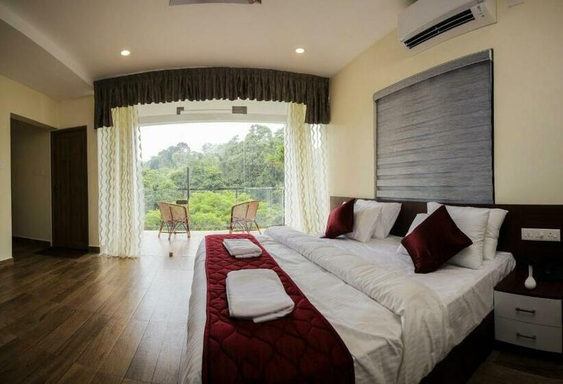 منتجع Thenmala Hormuz Inn