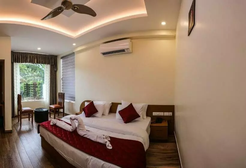 Lomakeskus Thenmala Hormuz Inn