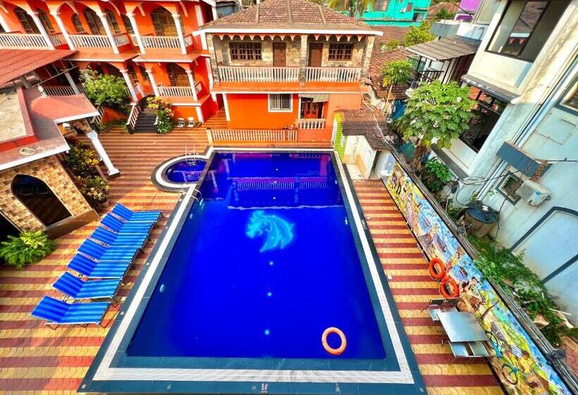 אתר נופש Larios Beach Holidays