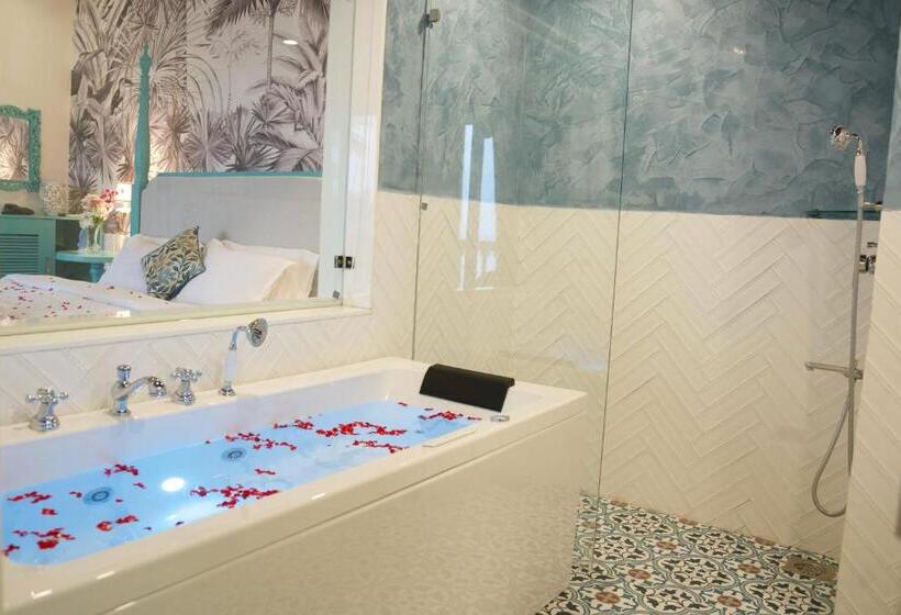 אתר נופש Larios Beach Holidays