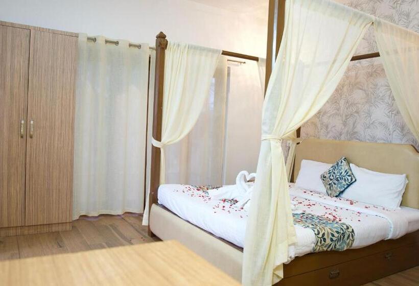 אתר נופש Larios Beach Holidays