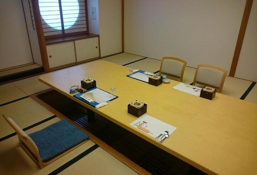 ריוקאן The Gran Resort Elegante Awajishima