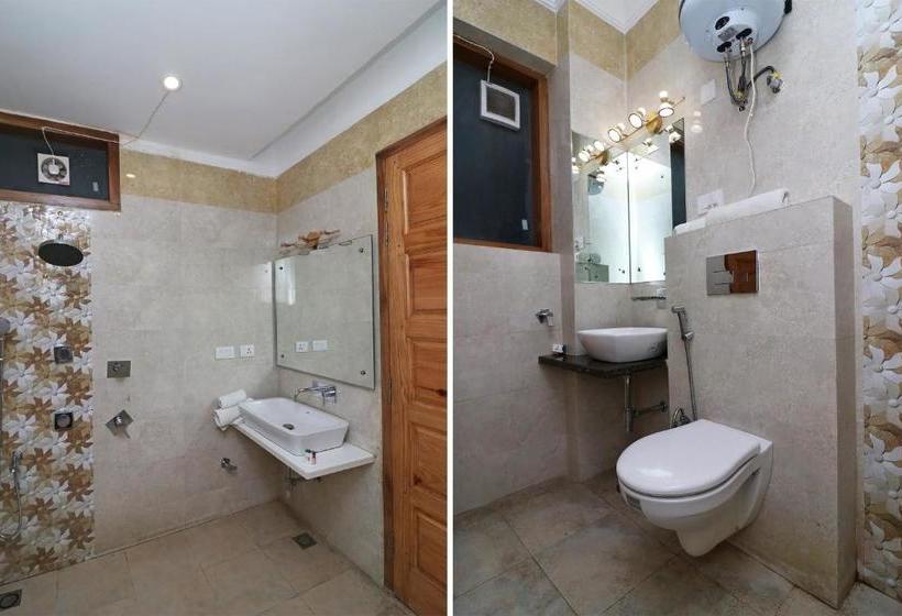 Vaccinated Staff - Oyo 29200 Hotel Raj Residency B