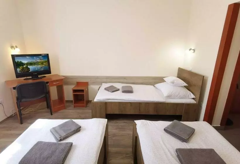 Aamiaismajoitus (B&B) Kamilla Panzió és Rendezvényház