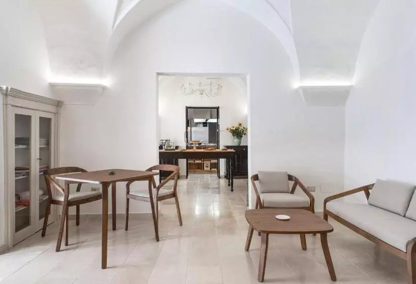 Aamiaismajoitus (B&B) Palazzo Frangipane