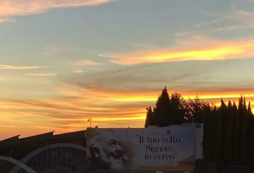 Hotelli Albergo Pensione Bianco