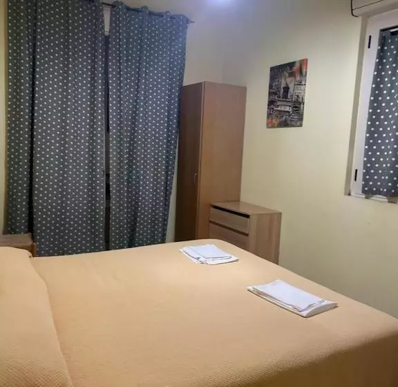 Hotelli Albergo Pensione Bianco