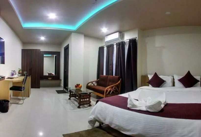 ホテル Bharalu Residency