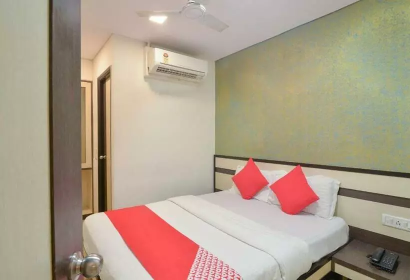 ホテル Minerva Residency  Near Grant Road Railway Station Mumbai