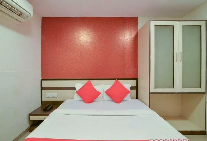 ホテル Minerva Residency  Near Grant Road Railway Station Mumbai
