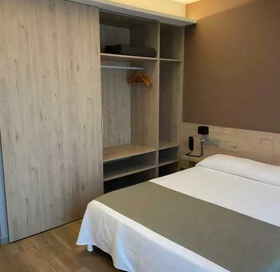 هتل Mestral Perelló